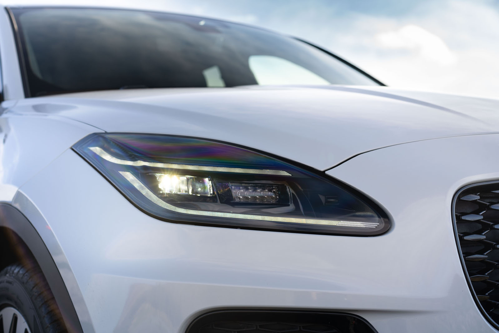 Jaguar E Pace P300e 21 Uk Review Autocar Jaguar E Pace P300e 21 Uk Review Autocar