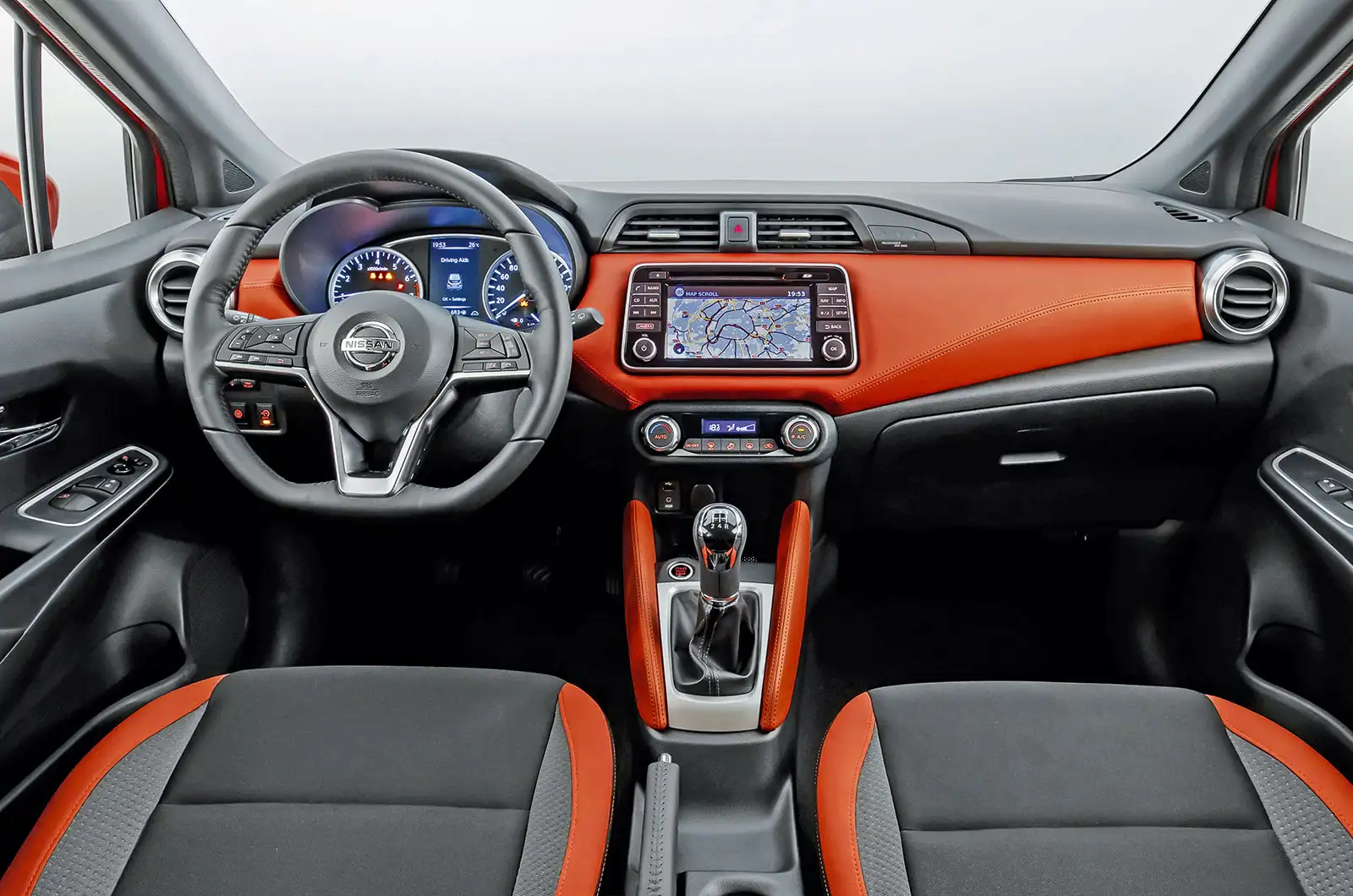 Sponsored video 360deg look around the new Nissan Micra