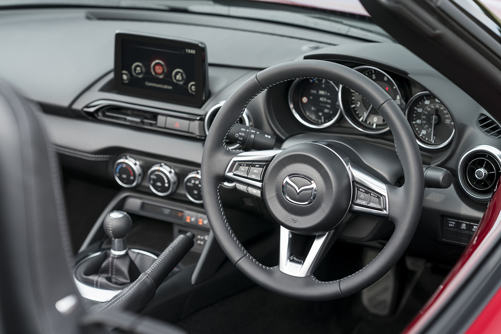 Mazda MX-5 2.0 Sport Tech 2020 UK first drive