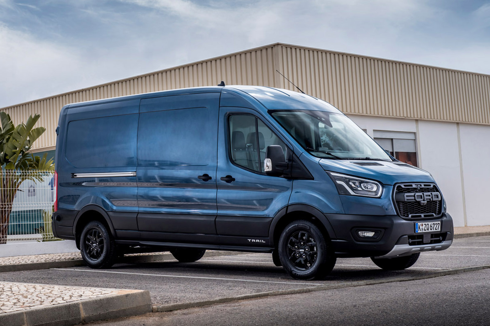 Ford Transit gains off-road Trail and 