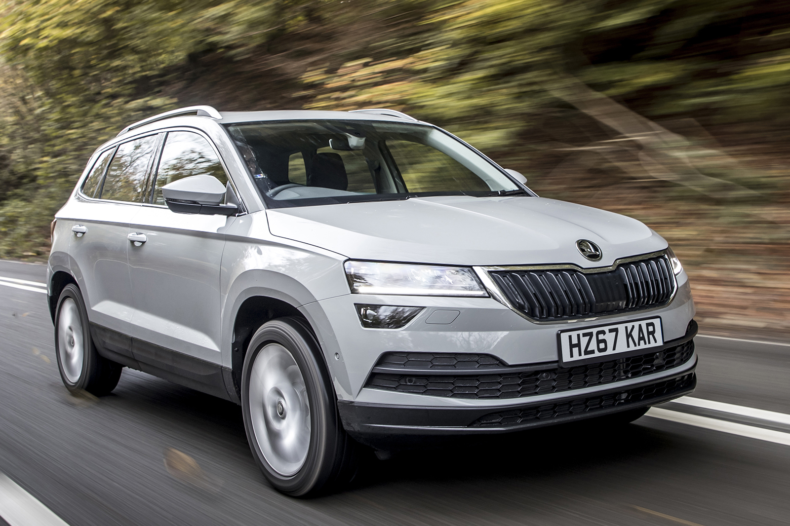 Skoda Karoq 1.6 TDI 115 SE 2018 UK drive | Autocar