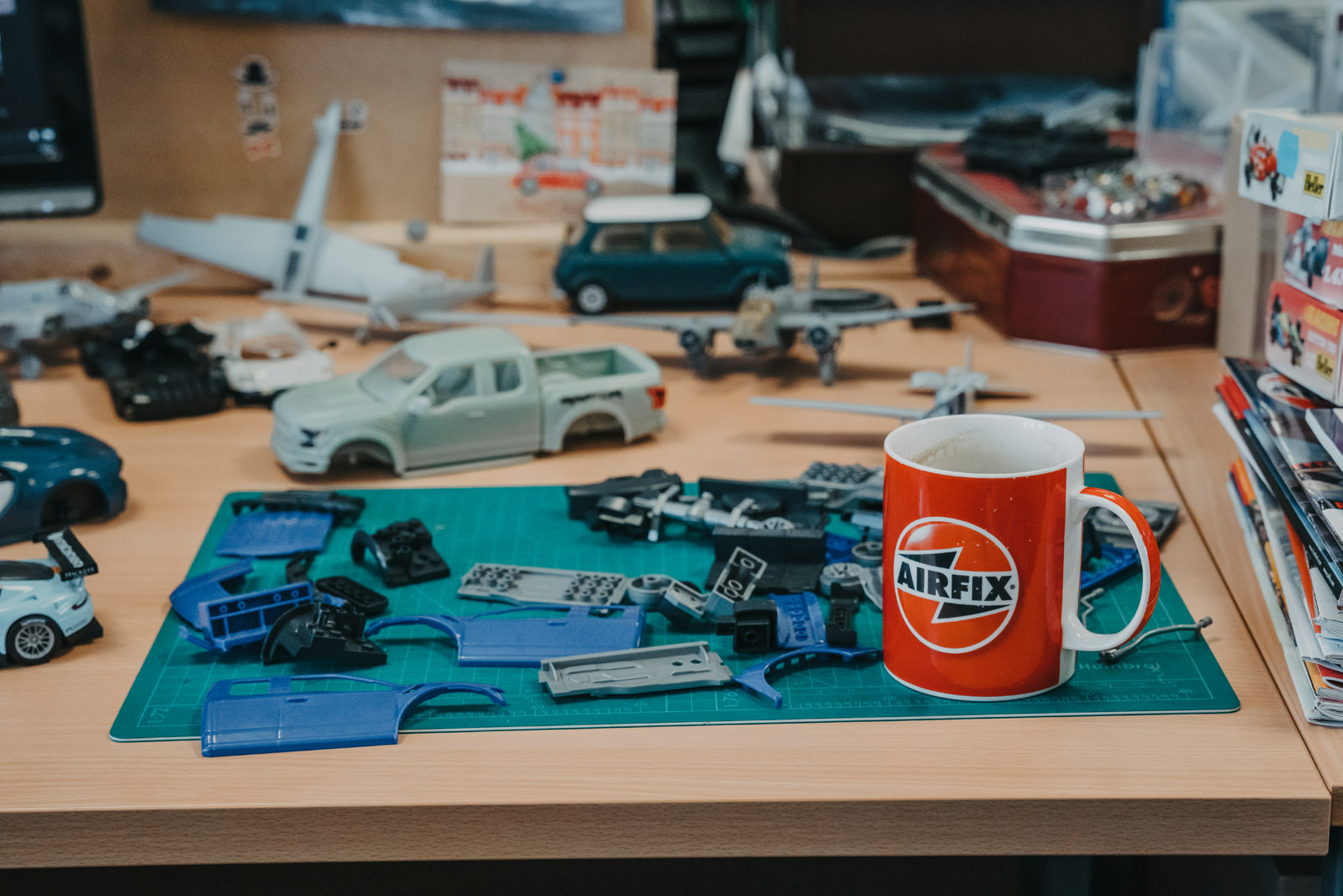 Let s stick together how Airfix builds its models Autocar