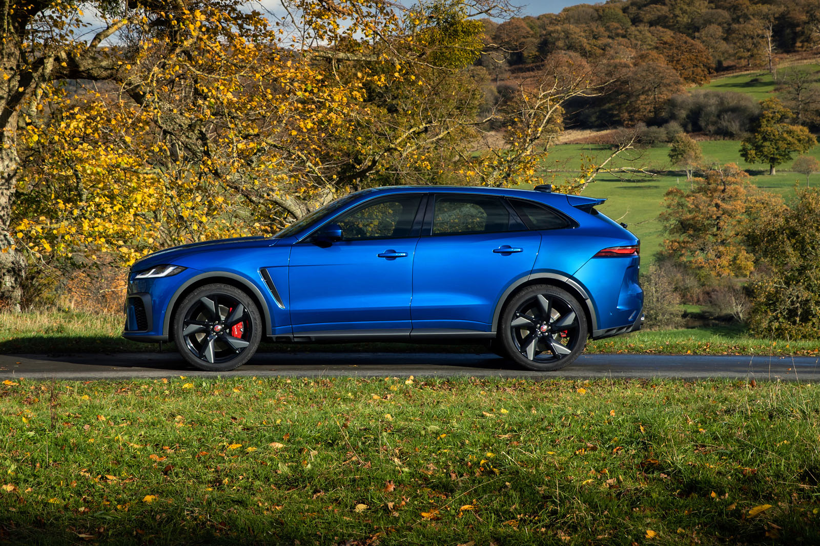 21 Jaguar F Pace Svr Brings New Look And Performance Boost Autocar 21 Jaguar F Pace Svr Brings New Look And Performance Boost Autocar