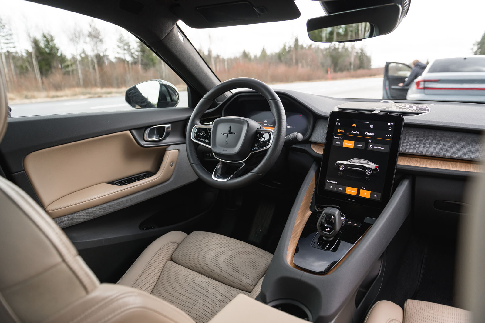 Polestar shop 2 cockpit