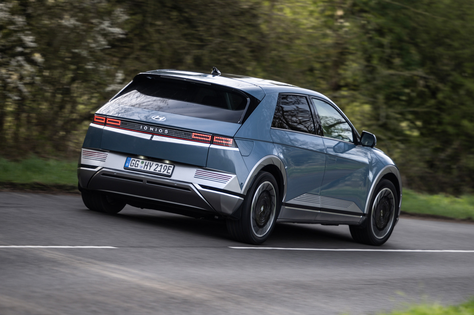 2021 hyundai ioniq 5 release date store