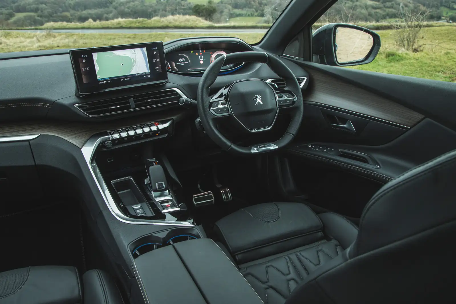Electric peugeot 5008 discount