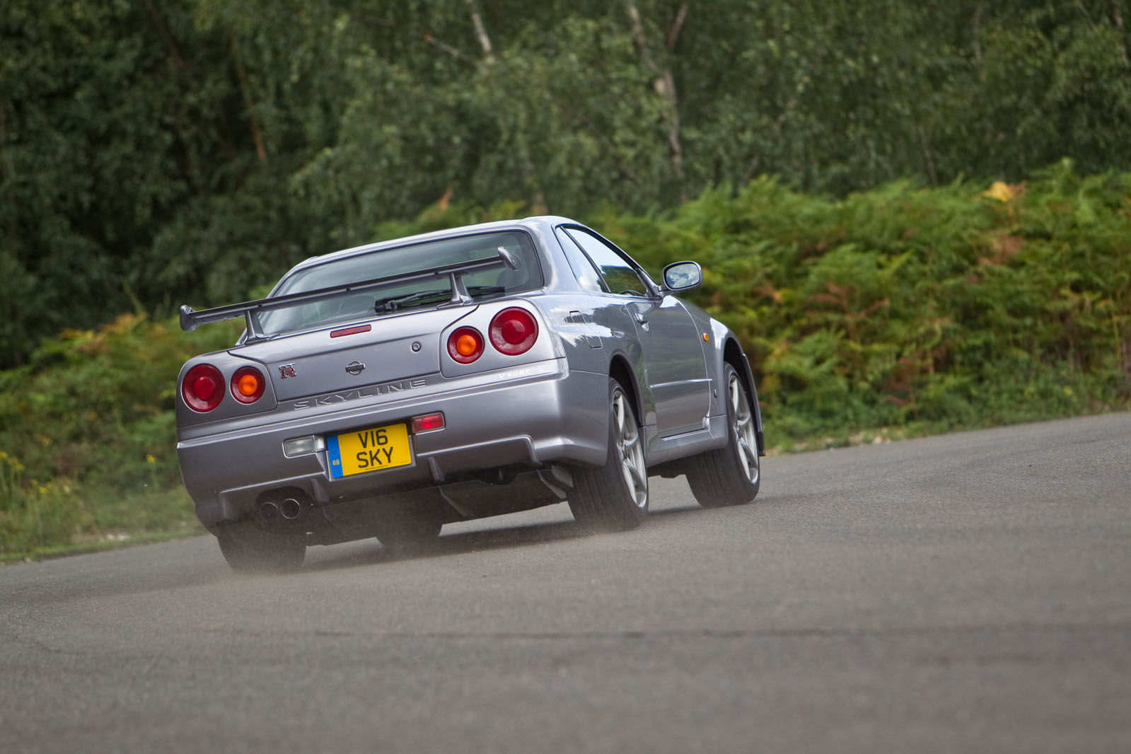 Used car buying guide: Nissan Skyline GT-R R34