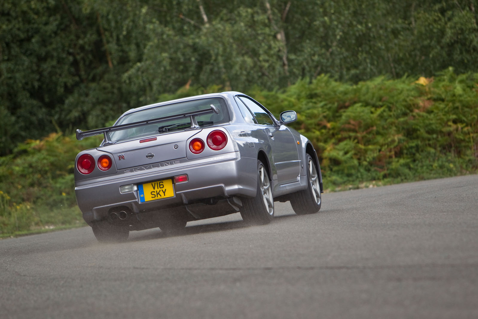 Used Car Buying Guide Nissan Skyline Gt R R34 Autocar