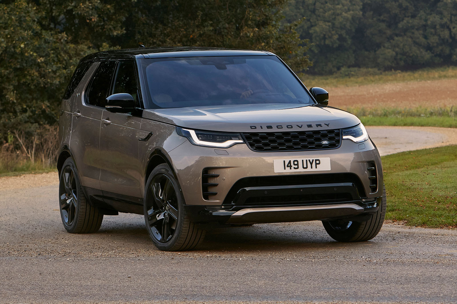 2021 Land Rover Discovery boosted with new tech mild hybrid