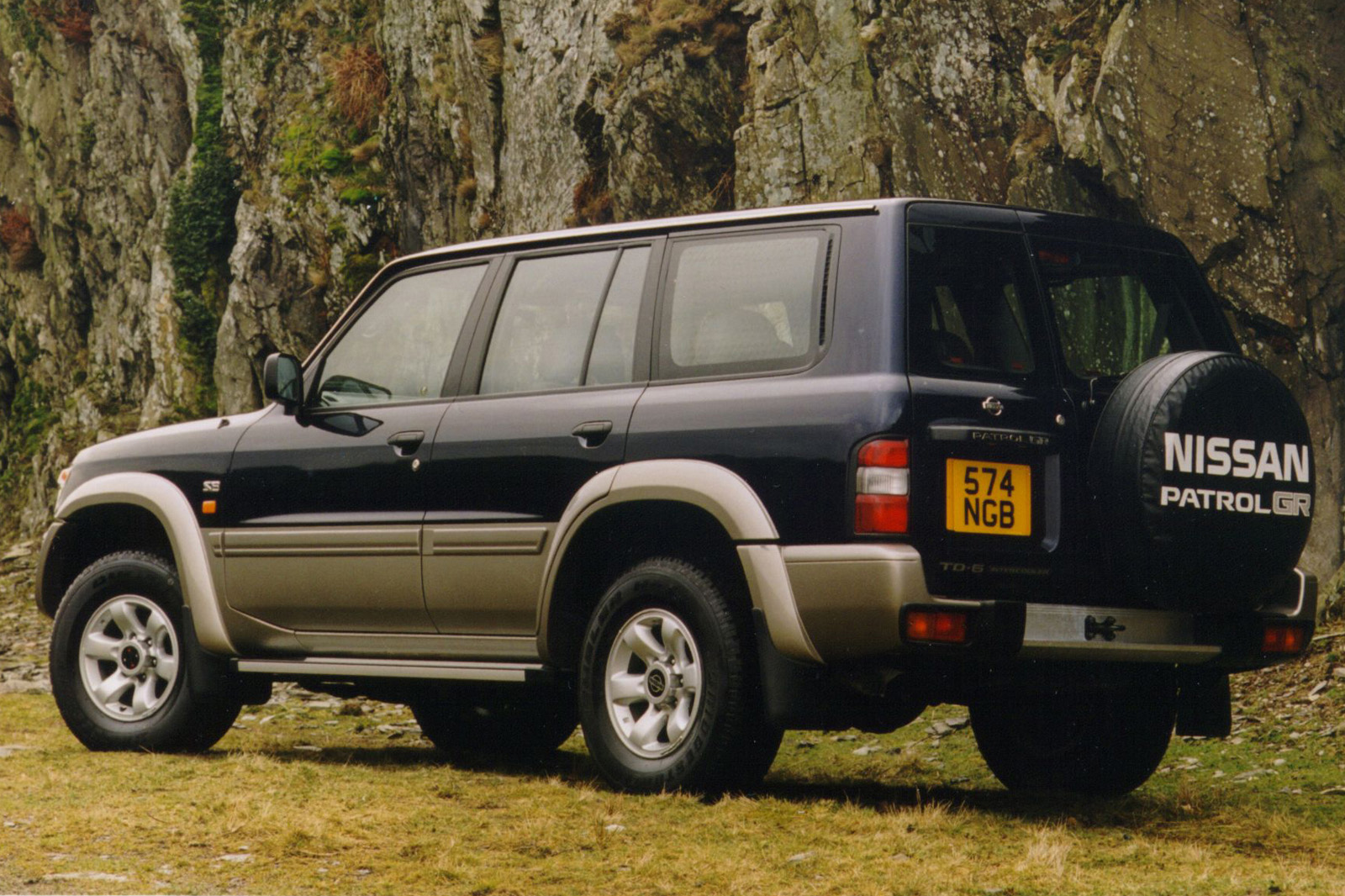 Patrol nissan gr deals