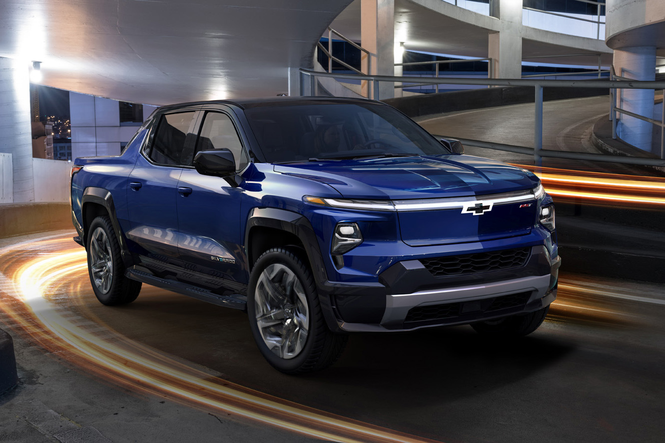 Chevrolet Silverado EV 651bhp electric pick up truck revealed