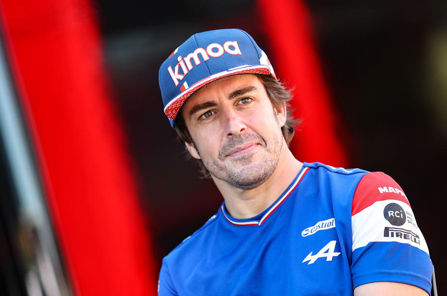 Fernando Alonso Joins Aston Martin for Formula 1's 2023 Season