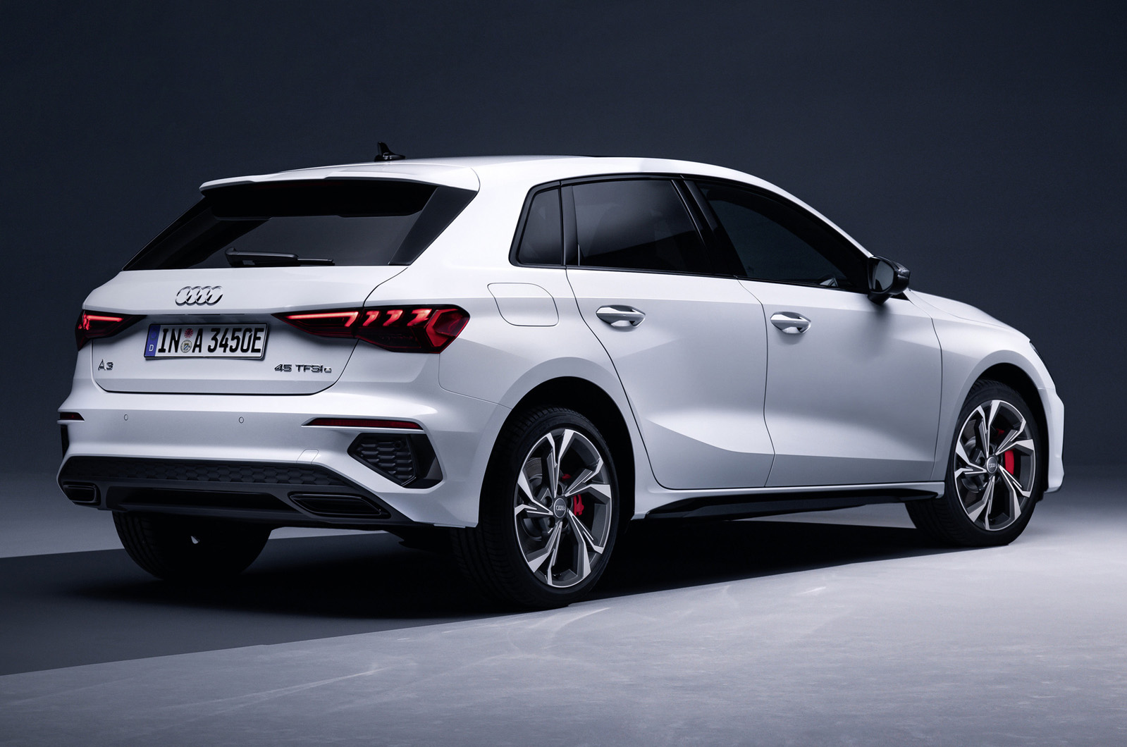 A3 plug online in hybrid 2020