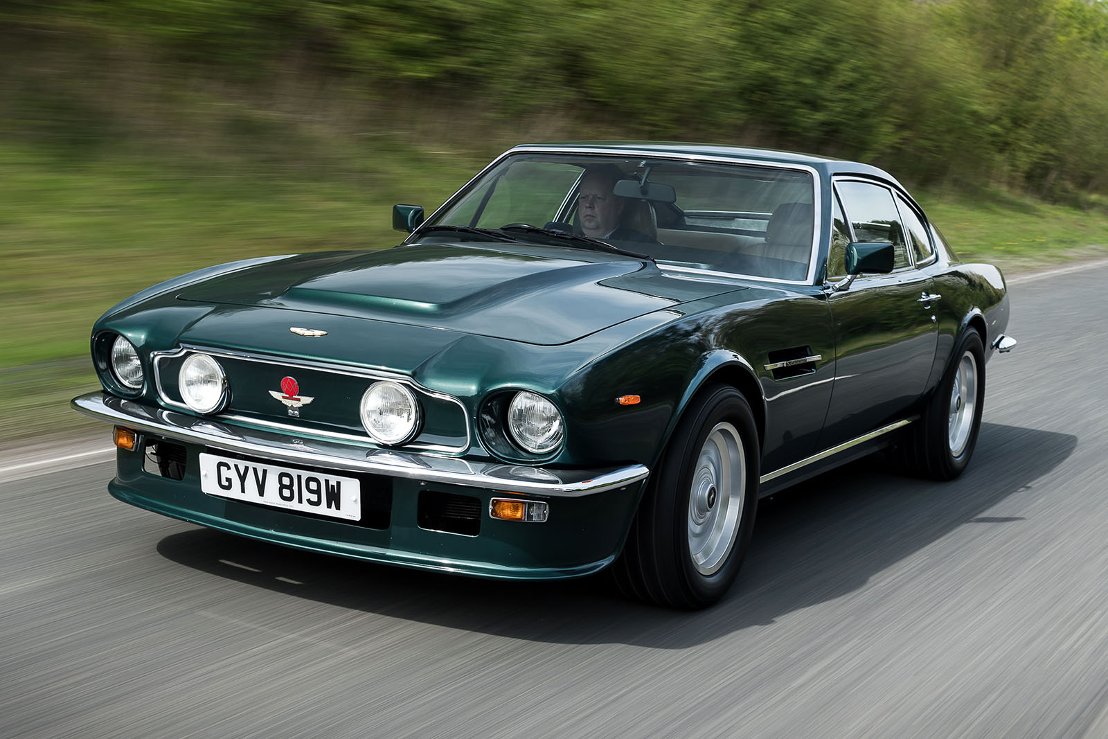 Guida all’acquisto di auto usate: Aston Martin V8