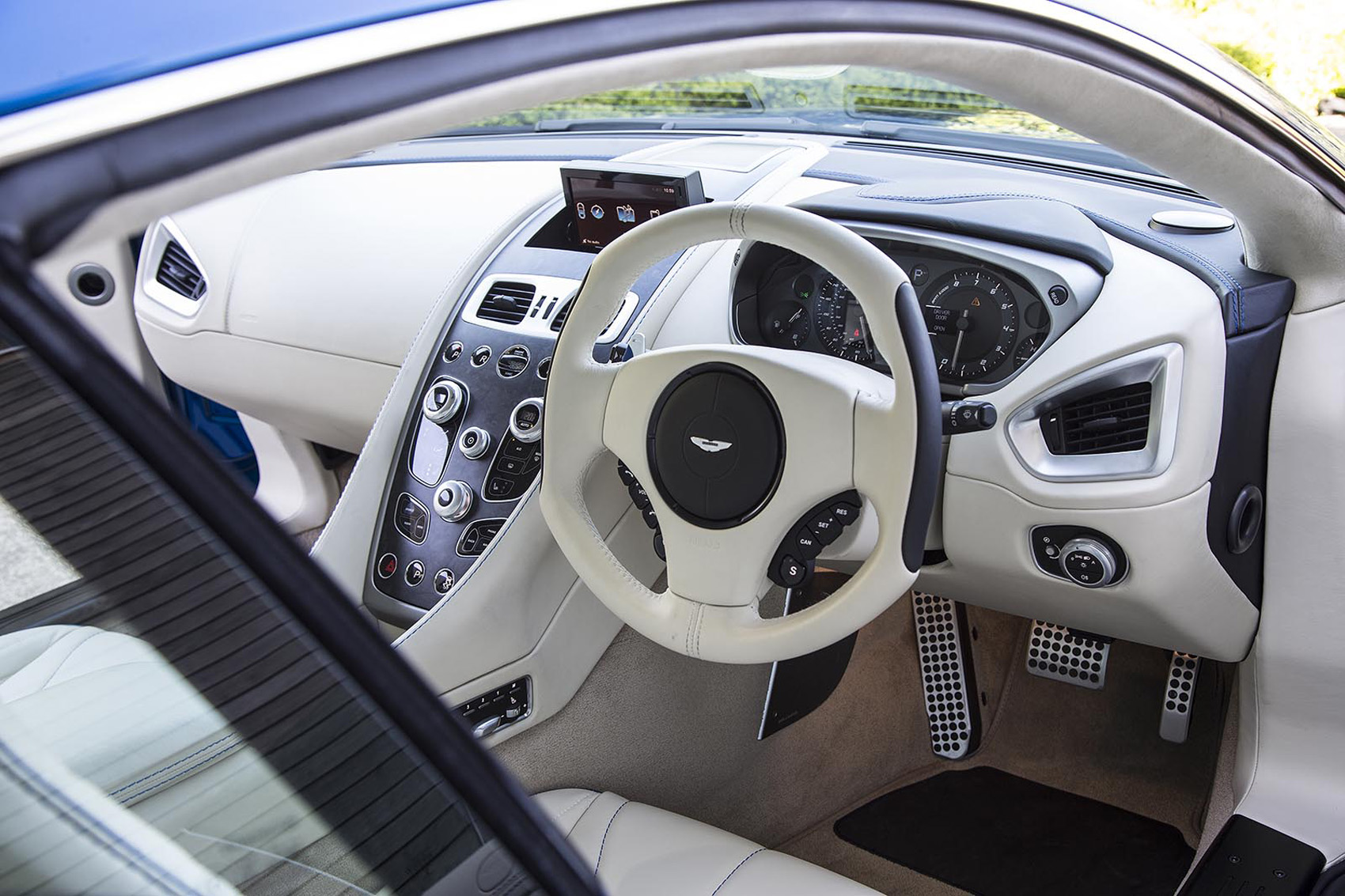 Aston Martin Vanquish S Long Term Review Six Months With The Last Vh Era Aston Autocar Aston Martin Vanquish S Long Term Review Six Months With The Last Vh Era Aston Autocar