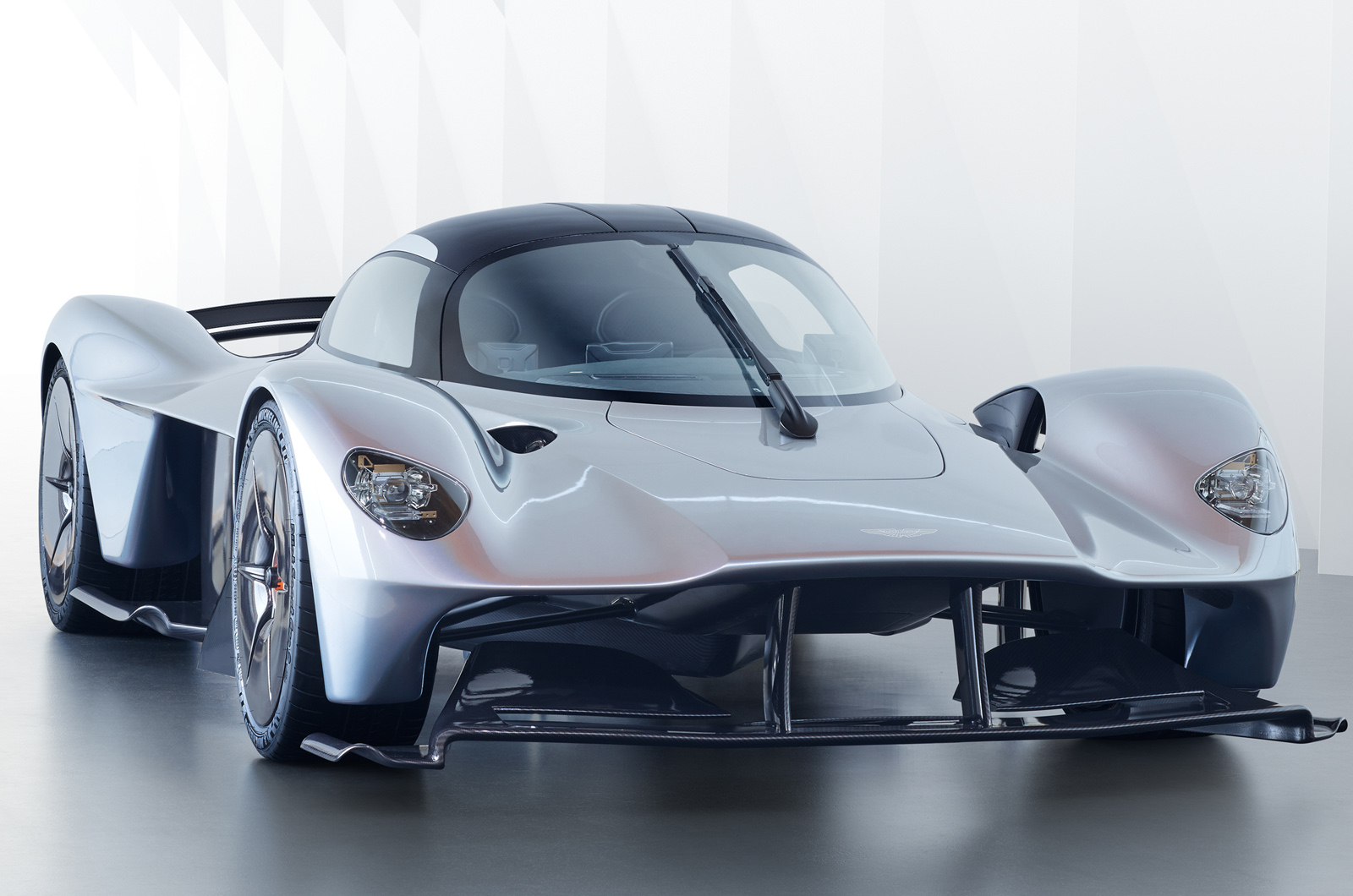 Mudret sokker gør det fladt Aston Martin and Red Bull plan more 'incredible products' under new deal | Autocar Mudret sokker gør det fladt Aston Martin and Red Bull plan more 'incredible products' under new deal | Autocar