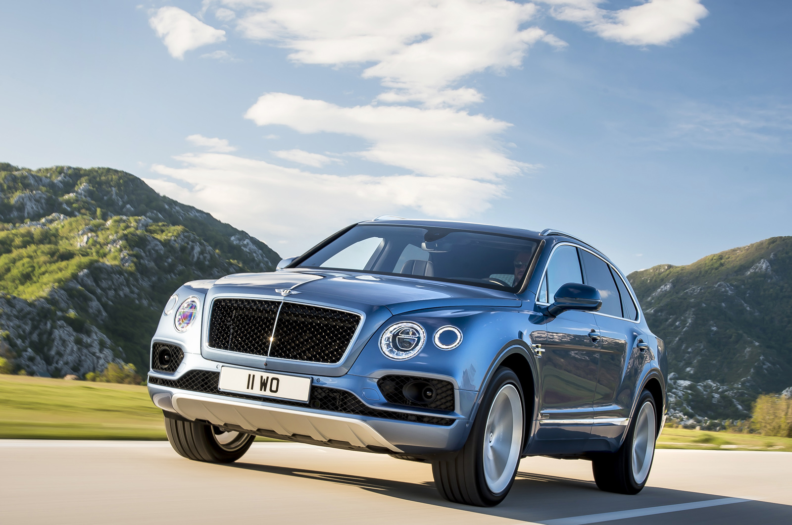 Bentley Bentayga coupe to lead extended luxury SUV range | Autocar