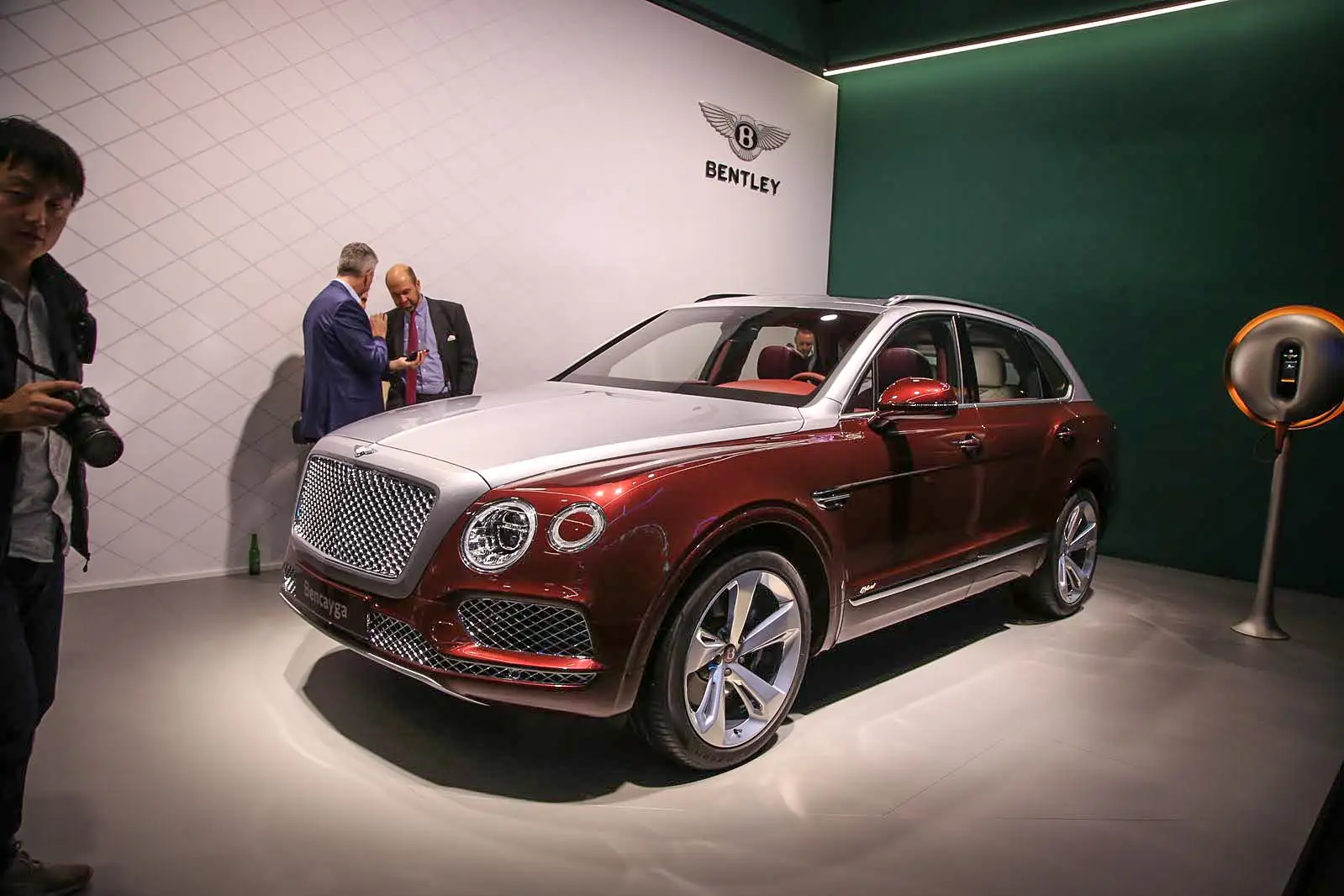 New Bentley Bentayga hybrid kickstarts brand's electrification plans