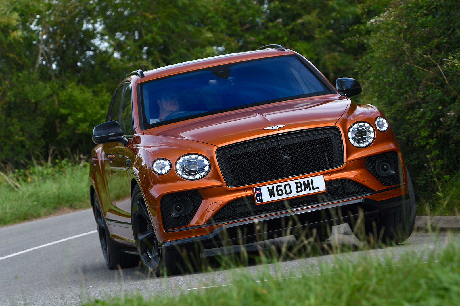 Bentley suv electric discount