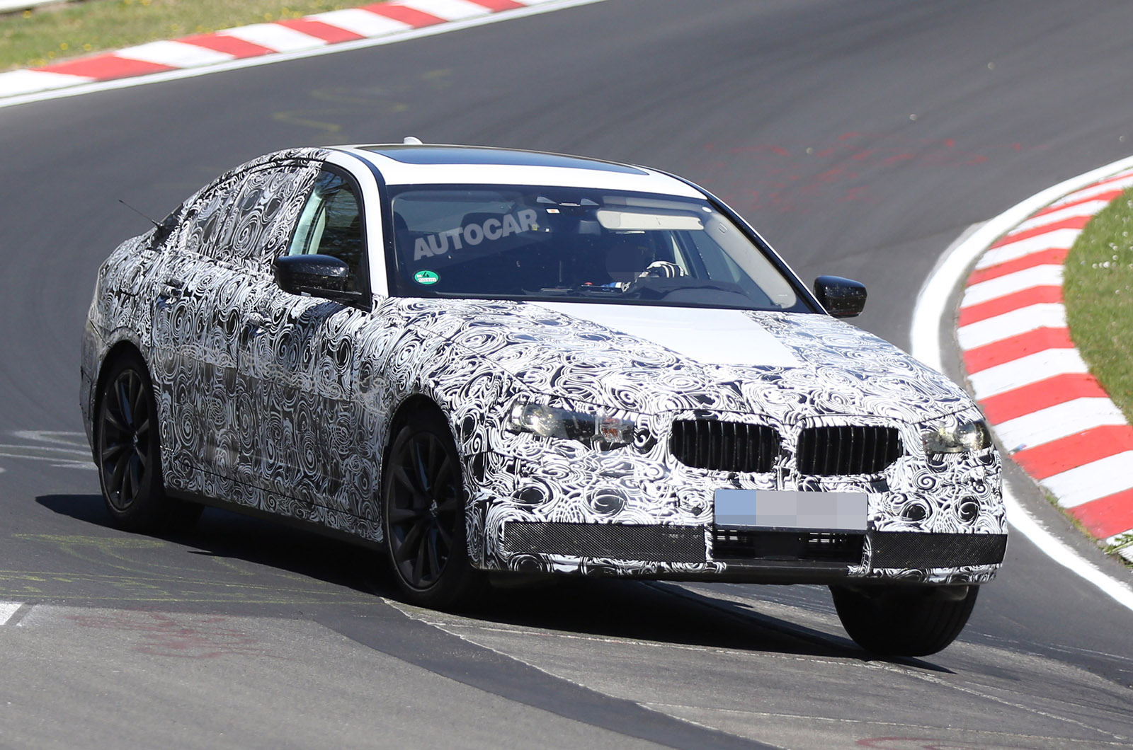 2017 BMW 5 Series Touring (G31) Revealed Ahead Of Geneva Debut