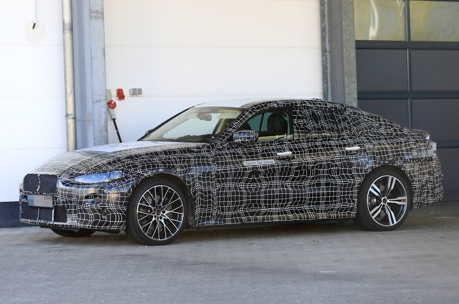 BMW M EV performance model to launch in 2021 1 aria-label="bmw i4 m prototype2835"