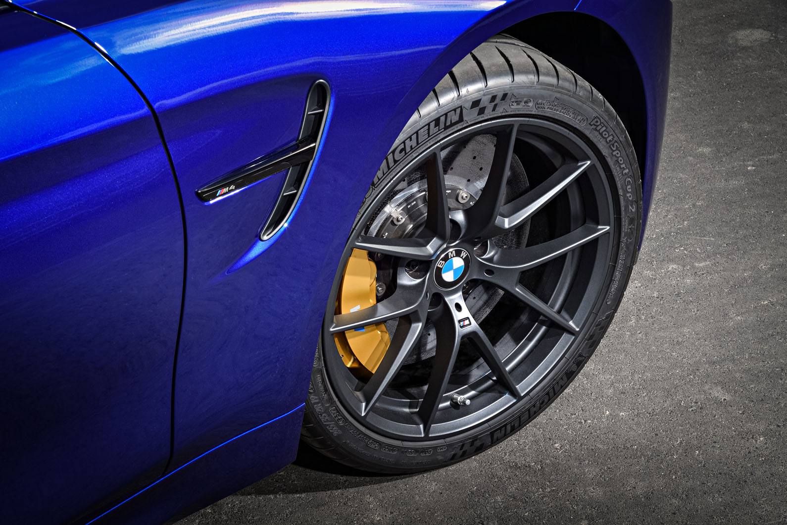 Bmw m4 cs ac 959