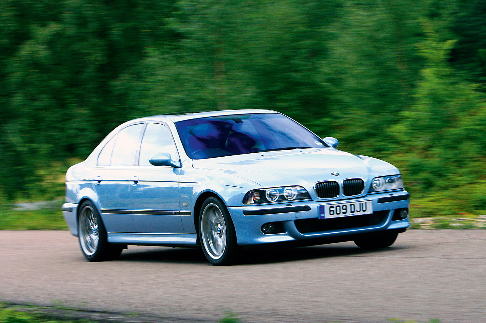 The Ultimate Guide to the 1998-2003 E39 BMW M5: Bimmer Power Unleashed