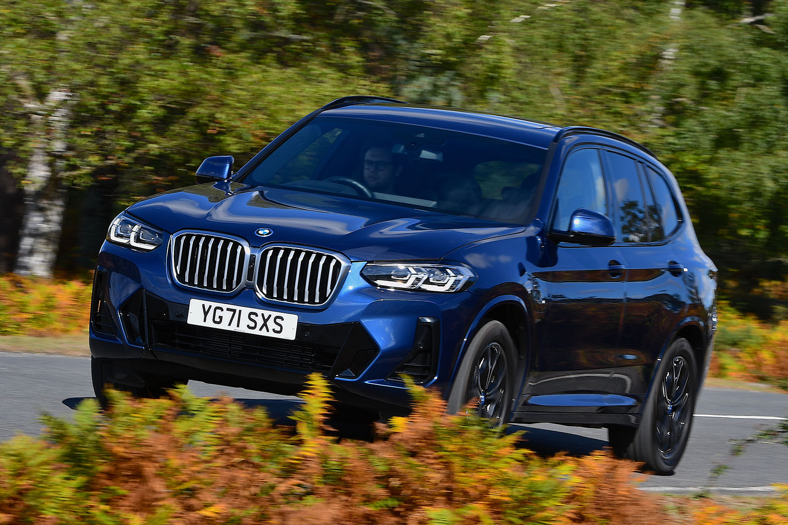 BMW X3 Review: A budget X5?! 