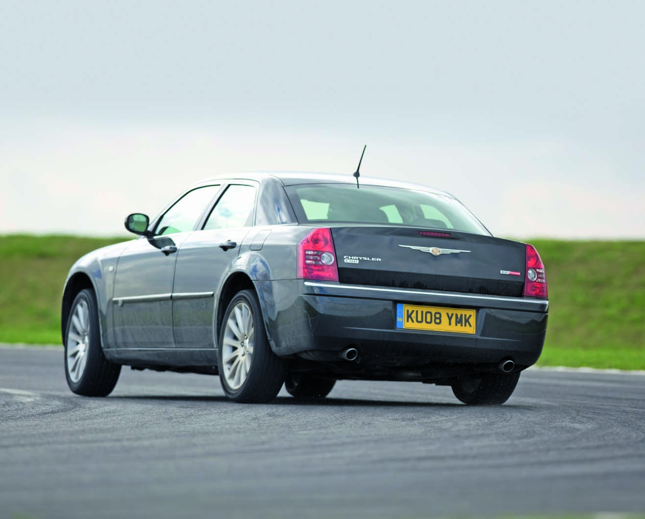 Used car buying guide: Chrysler 300C