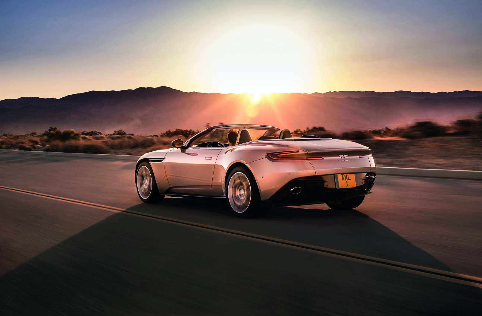 Db11 volante 03