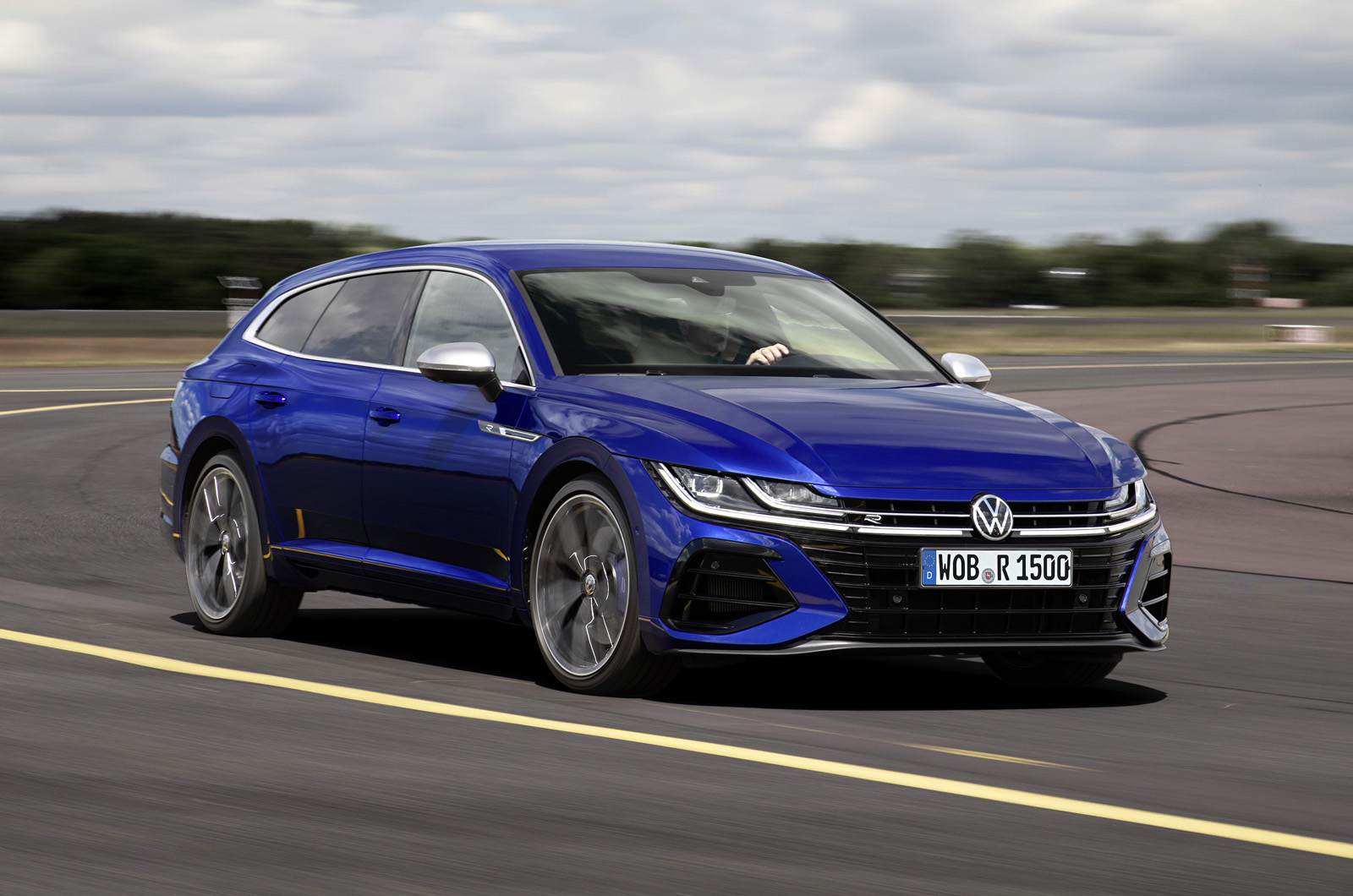New Volkswagen Arteon R goes on sale priced from £51,615 | Autocar