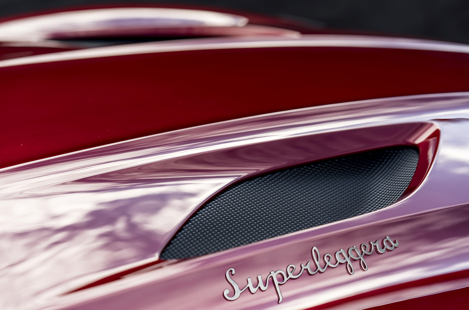 Dbs superleggera 01