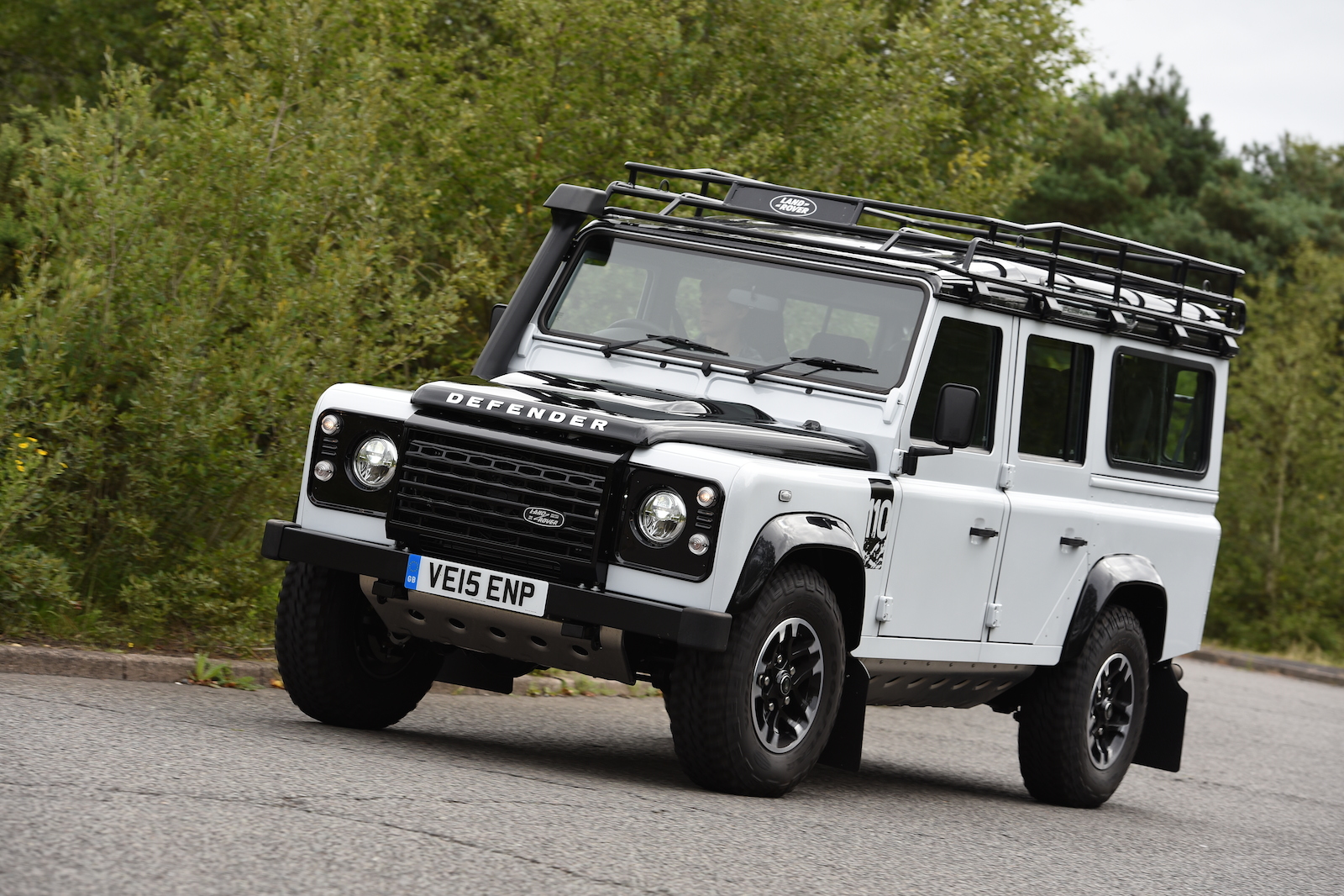 Vaardigheid venster Hoogte 2015 Land Rover Defender 110 Adventure UK first drive | Autocar