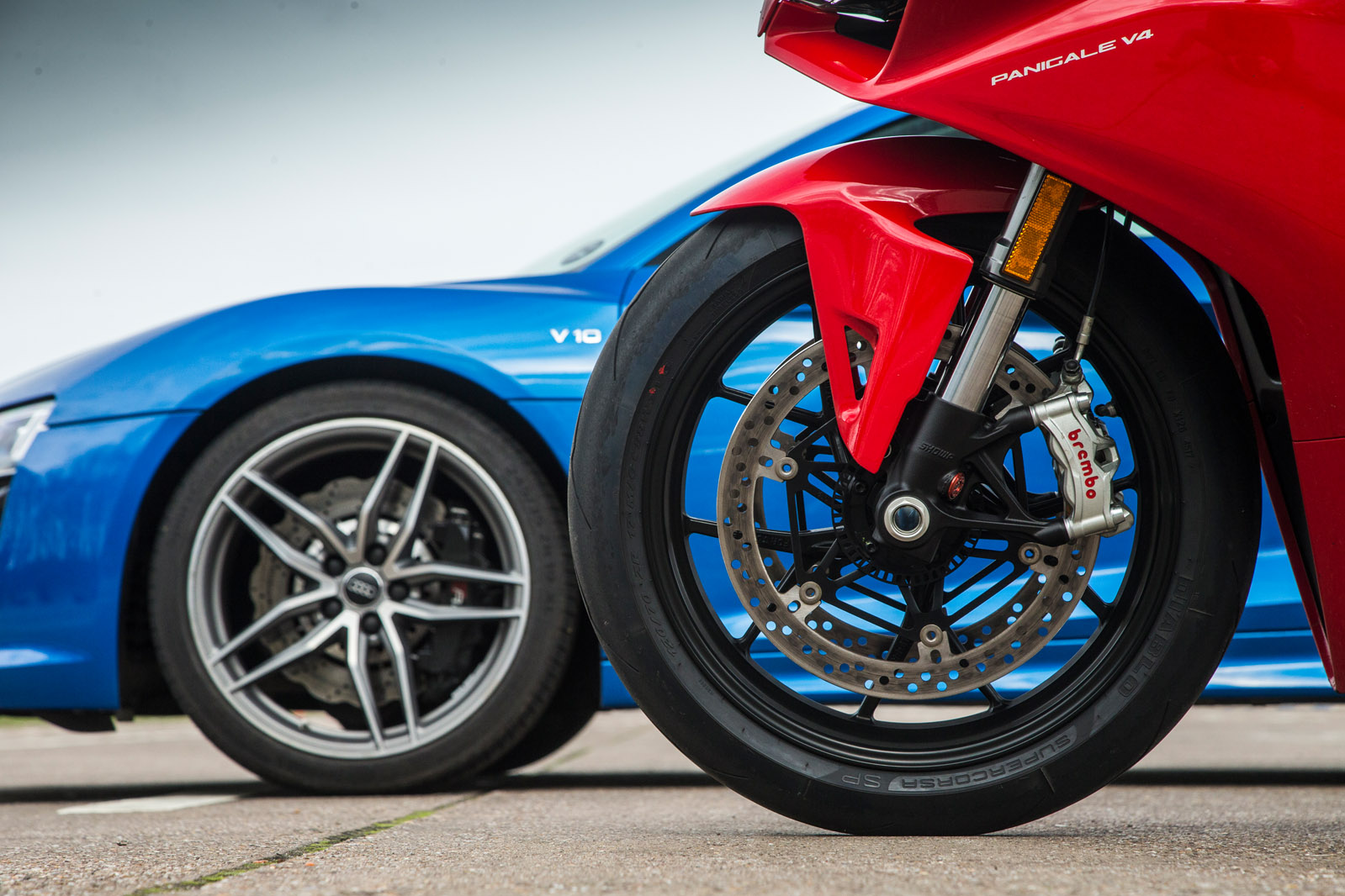 Ducati online panigale v8