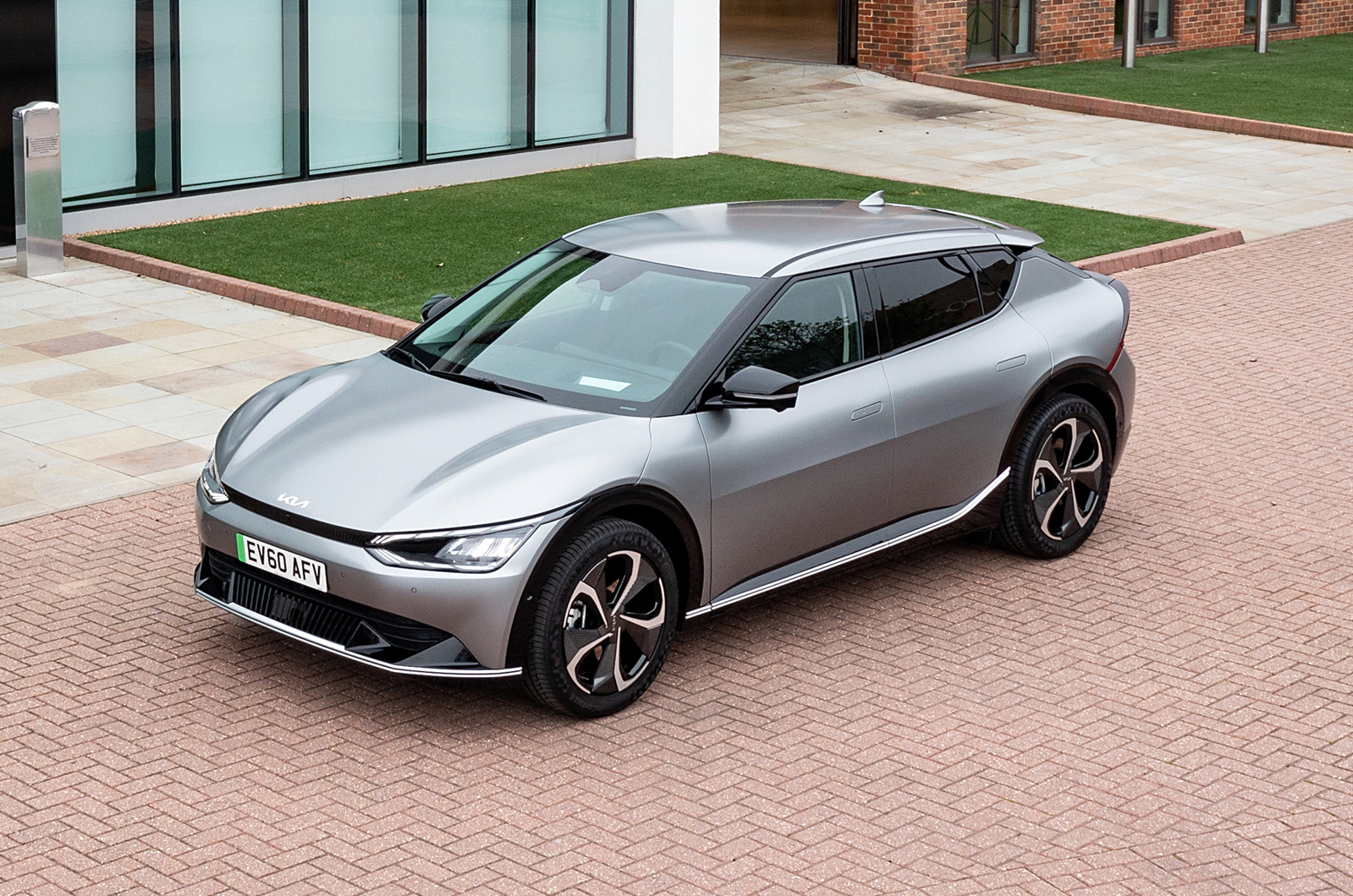 New 2021 Kia EV6 crossover to offer 328-mile range | Autocar New 2021 Kia EV6 crossover to offer 328-mile range | Autocar