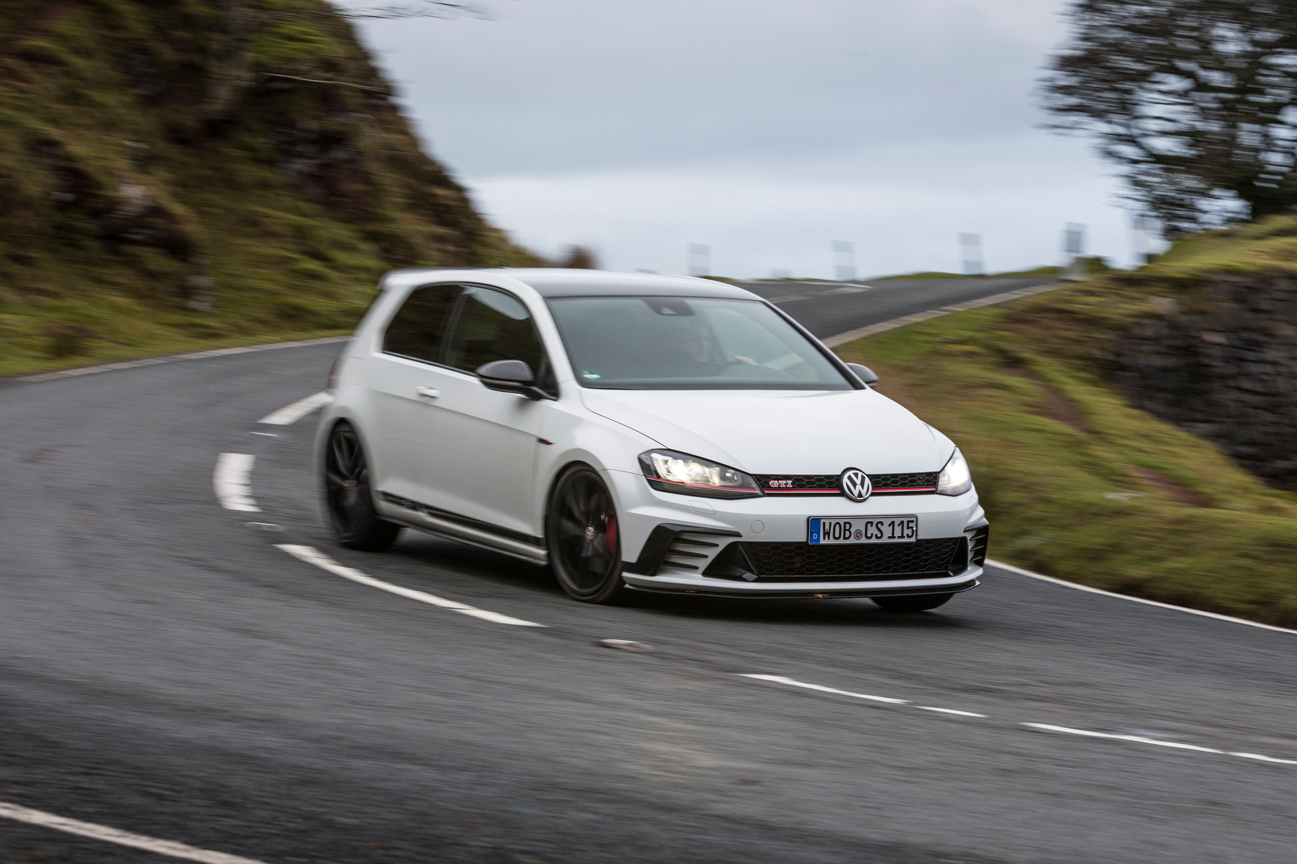 Mclaren 570gt Vs Volkswagen Golf Gti Vs Mercedes Benz E Class Estate Road Test Of The Year Autocar Mclaren 570gt Vs Volkswagen Golf Gti Vs Mercedes Benz E Class Estate Road Test Of The Year Autocar