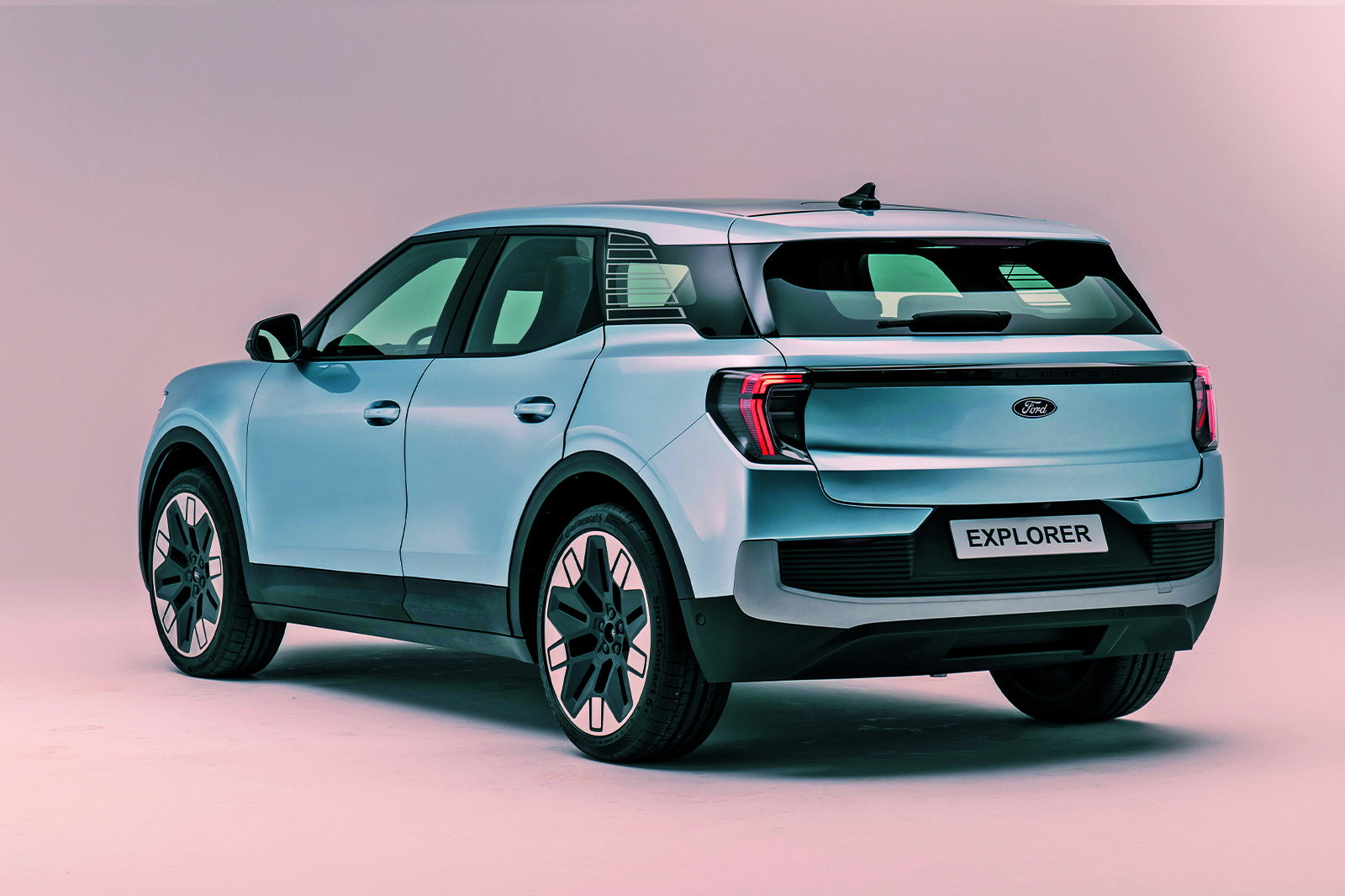 Ford Explorer 2023: Compact, Stylish, Electric