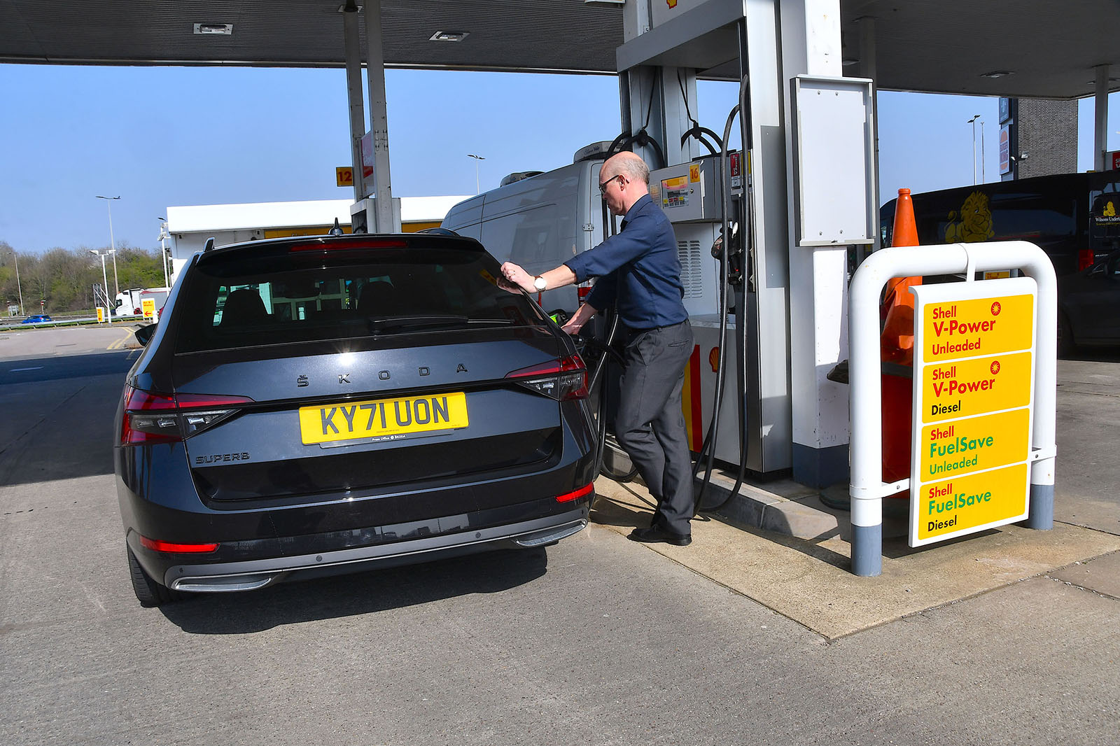Britse brandstofprijzen: de kosten van benzine en diesel stijgen “ongerechtvaardigd”