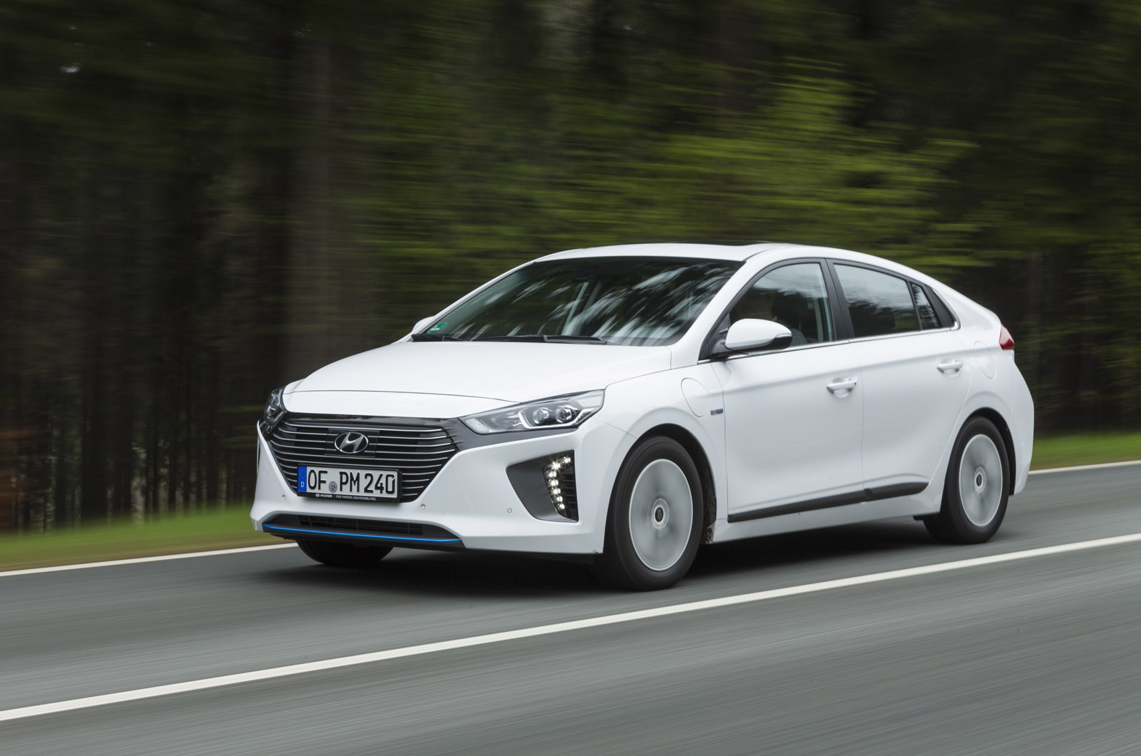 Hyundai ioniq plug in