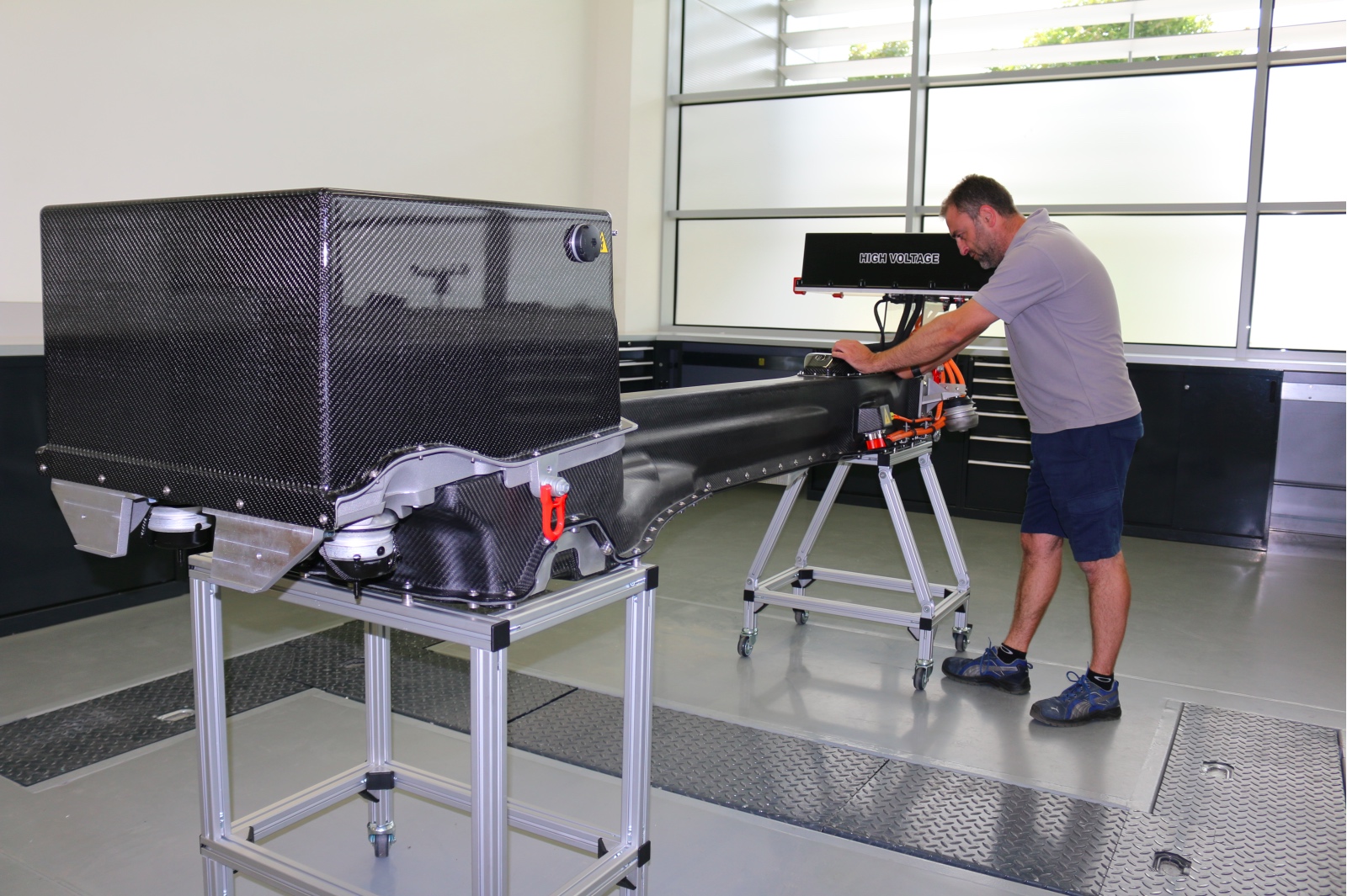 New Coventrybased firm to be largest EV battery maker in UK Autocar