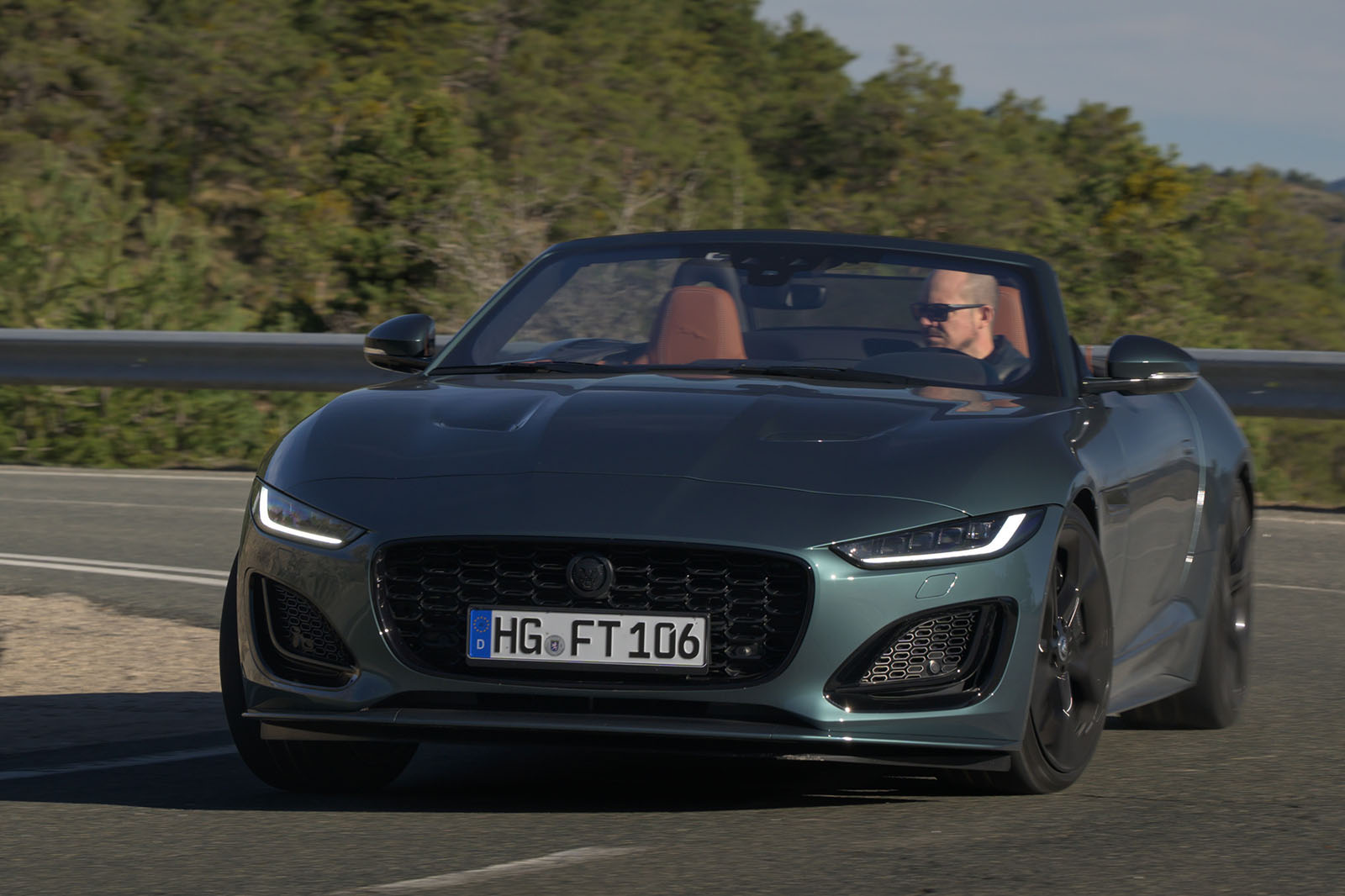 Jaguar F-Type decappottabile 75 P450 RWD