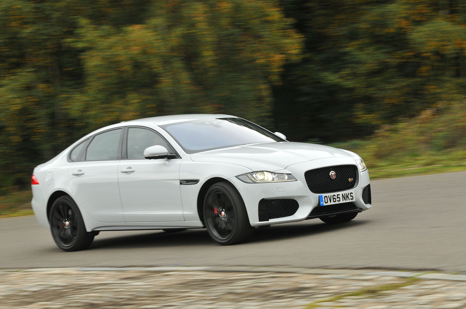 2015 Jaguar XF 3.0 TDV6 S UK first drive Autocar