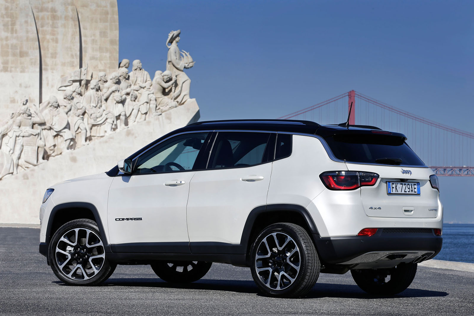 Jeep Compass Multijet 140 Limited 17 Review Autocar Jeep Compass Multijet 140 Limited 17 Review Autocar