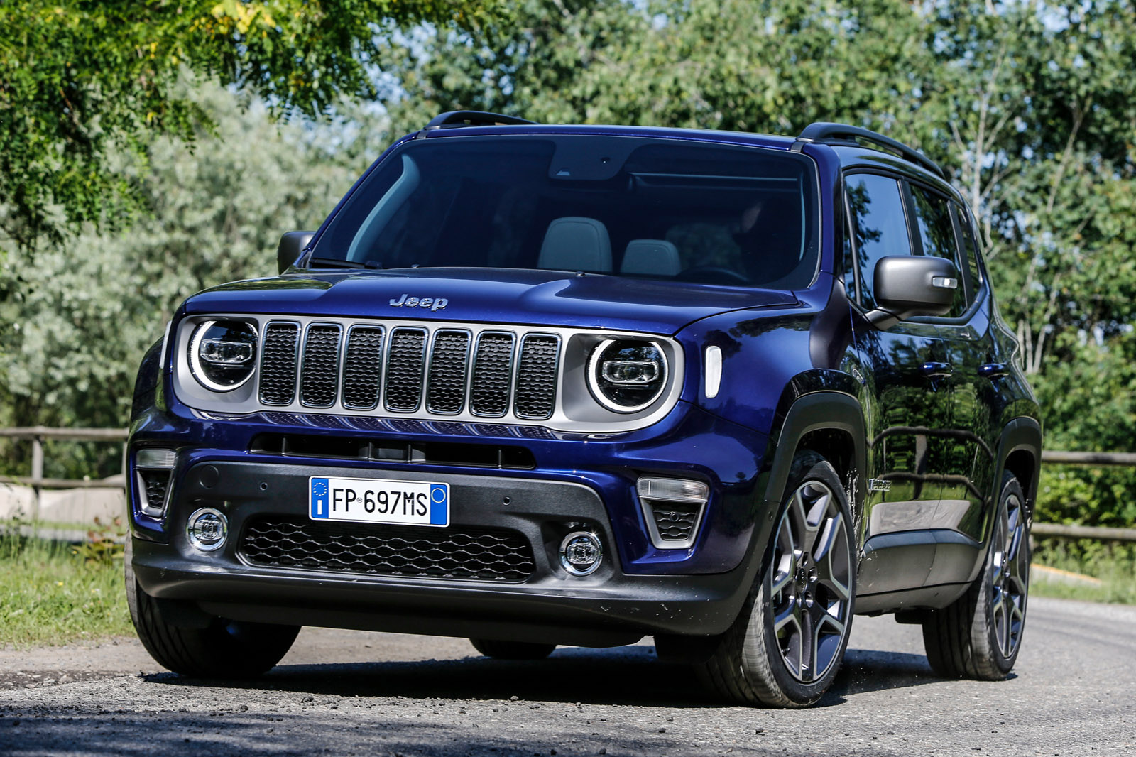 Jeep Renegade Limited 1 0 T3 1 18 Review Autocar Jeep Renegade Limited 1 0 T3 1 18 Review Autocar