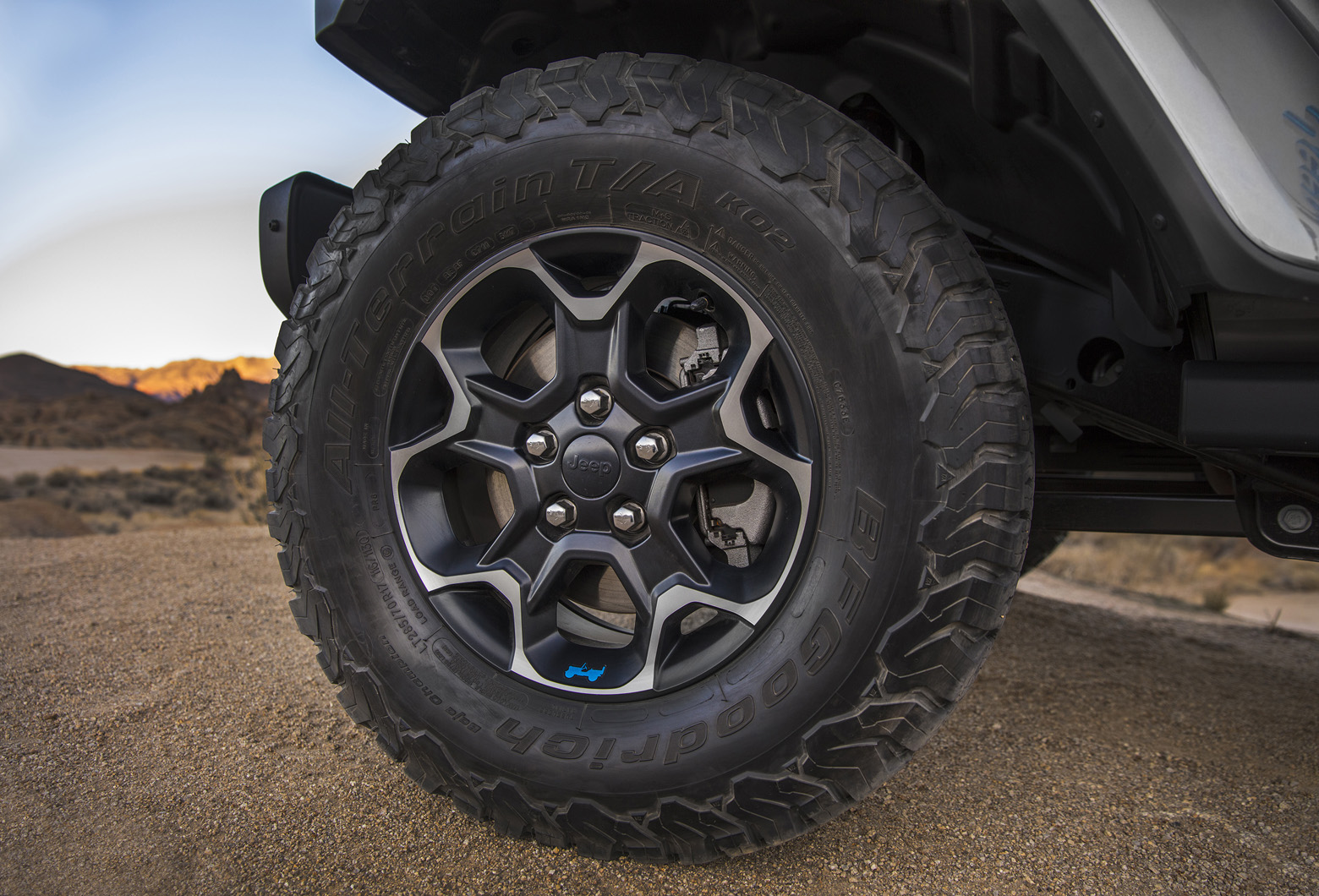 New Jeep Wrangler 4xe Plug In Hybrid Packs 370bhp Autocar