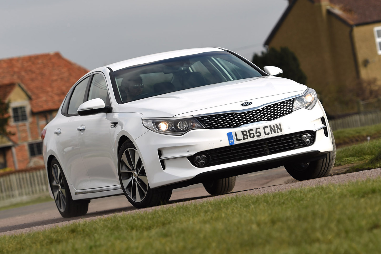 2016 Kia Optima 1.7 CRDi Eco review review | Autocar
