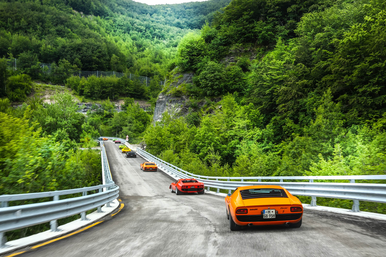 Lambo drive web 563