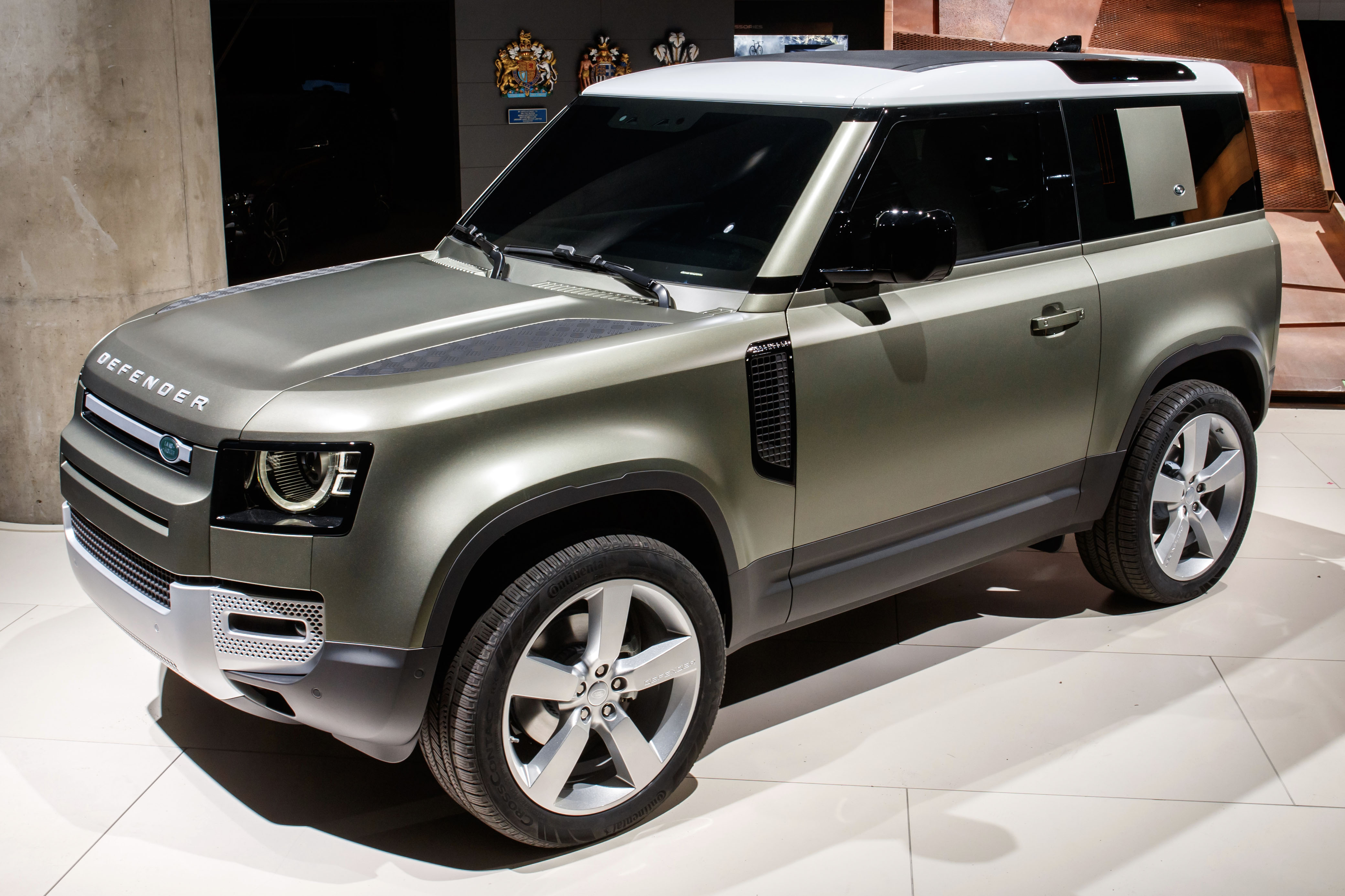 New range clearance rover defender