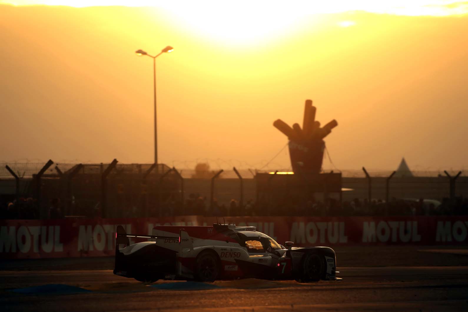 Lemans 2018 the race 77