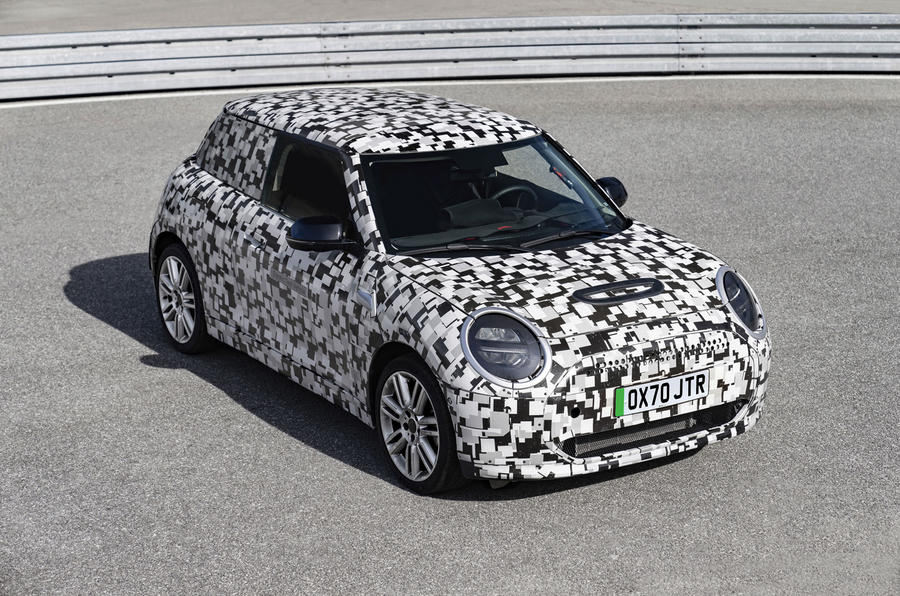 2023 MINI 3-door Hatch leaked in online images 1 aria-label="mini 95 0"
